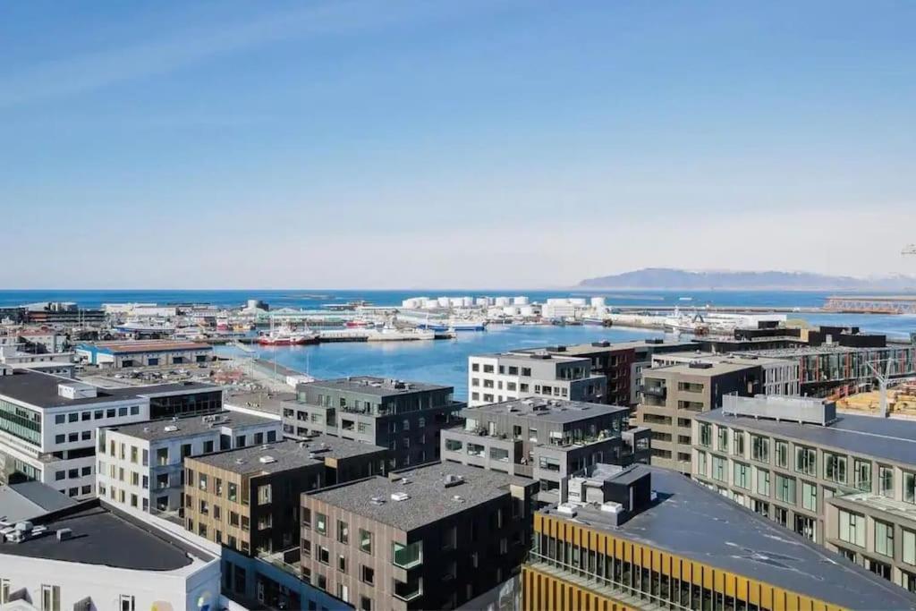 Private Lux 2Br & 2Ba City Center With Free Parking Reykjavík Exterior foto
